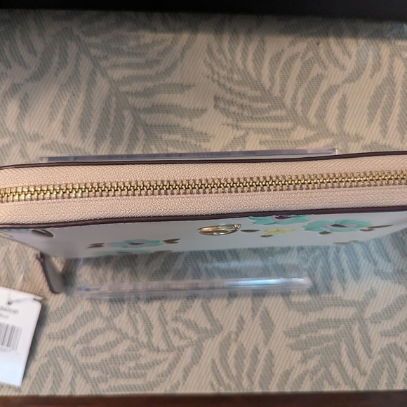 Coach wallet - Picture 3 of 10